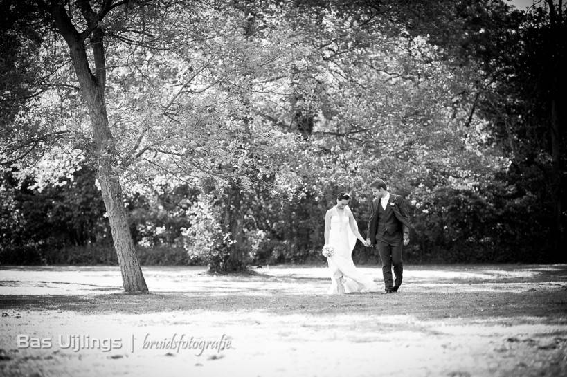 Bas Uijlings bruidsfotografie super verliefd bruidspaar 