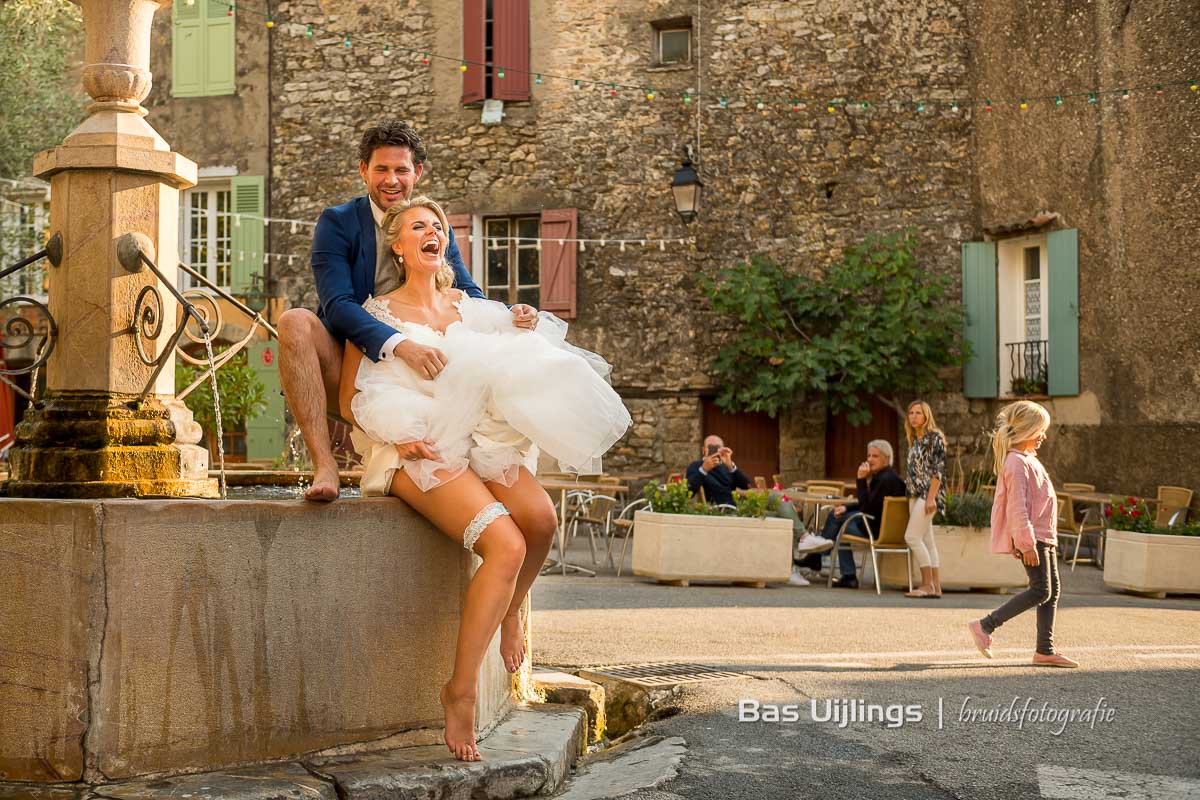 trouwen Frankrijk fontein spontaan